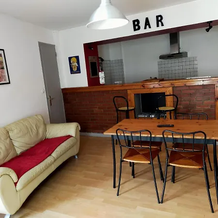 Agreable De 48 M² En Rdc Apartmán
