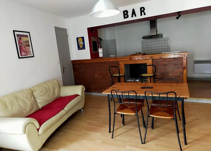 Agreable De 48 M² En Rdc 아파트