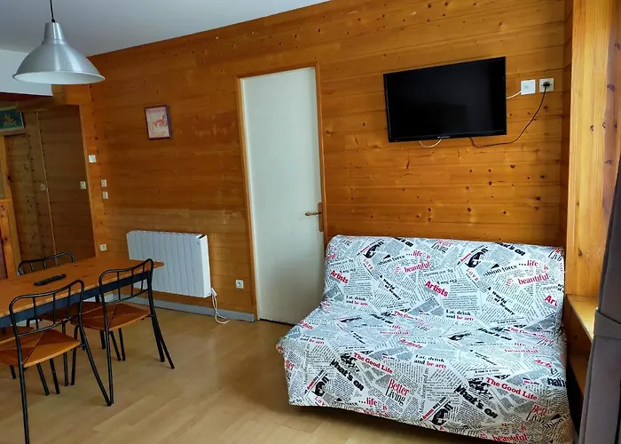 Agreable De 48 M² En Rdc 아파트