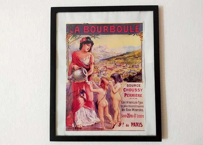 Agreable De 48 M² En Rdc 아파트 라루브불