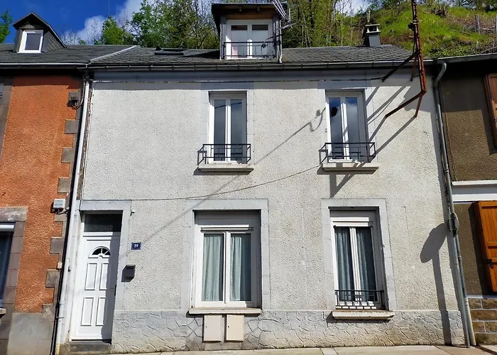 아파트 Agreable De 48 M² En Rdc 라루브불